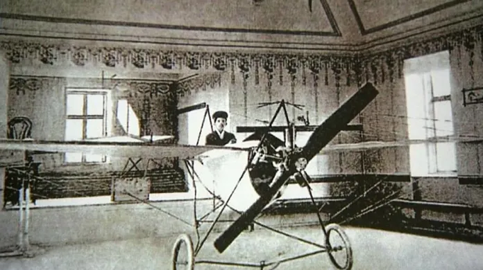 První letadlo