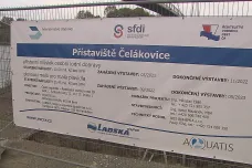 V Čelákovicích začala stavba dvou přístavišť pro turistické lodě