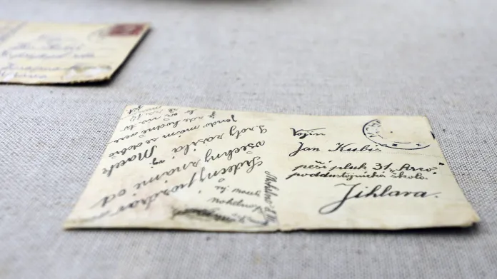 Předválečné dopisy nalezené při rekonstrukci rodného domu Jana Kubiše