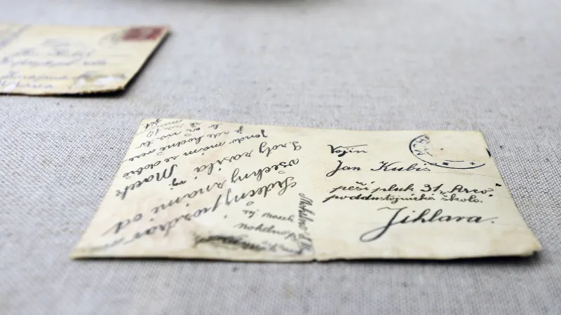 Předválečné dopisy nalezené při rekonstrukci rodného domu Jana Kubiše