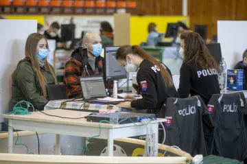 Na Slovensko uprchlo už čtvrt milionu Ukrajinců. Po původním náporu je situace stabilizovaná