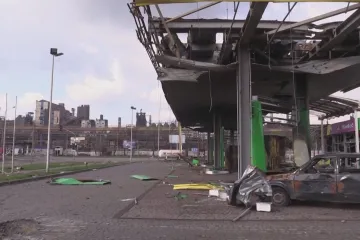 Obránci Mariupolu se odmítají vzdát. Po náletech na Charkov zemřelo nejméně pět lidí