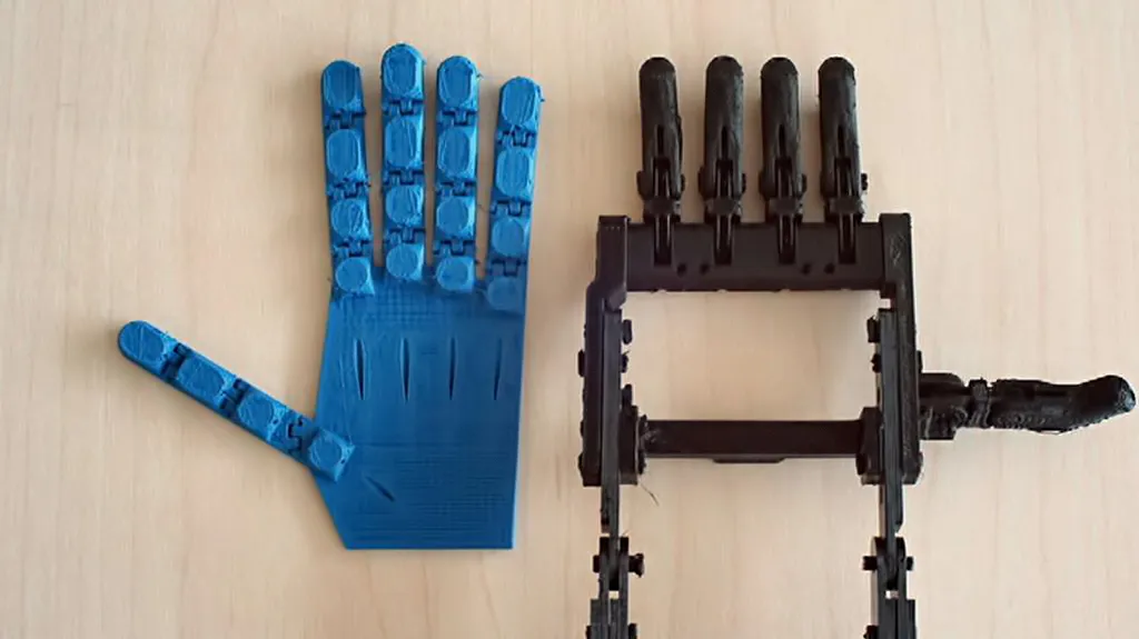 Protéza ruky ze 3D tiskárny