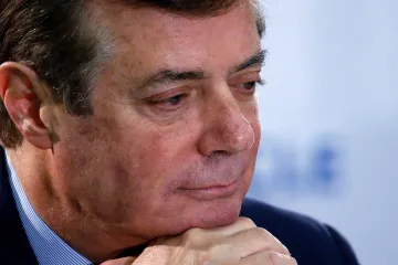 Trump omilostnil 26 lidí včetně svého exporadce a šéfa volebního štábu