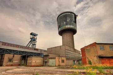 NWR: Horníku, ohni hřbet. Jinak nebude kde rubat