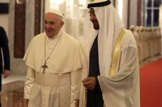 Historická návštěva: Papež poprvé stanul na Arabském poloostrově