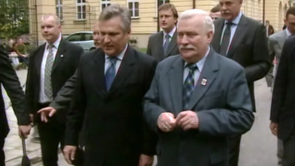 Aleksander Kwaśniewski a Lech Wałęsa