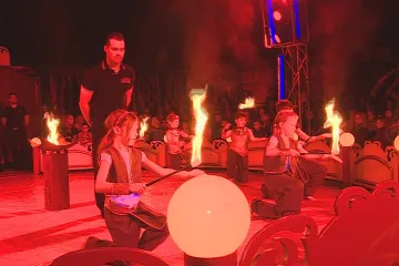 Školáci z Plané strávili týden v cirkuse. Stali se z nich fakíři i provazochodci  