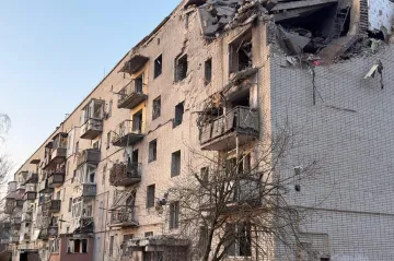 Rusko spustilo další velký denní nálet na Ukrajinu