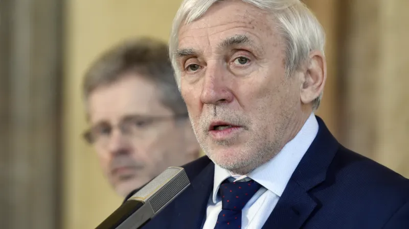 Jiří Růžička (za TOP 09 a STAN)