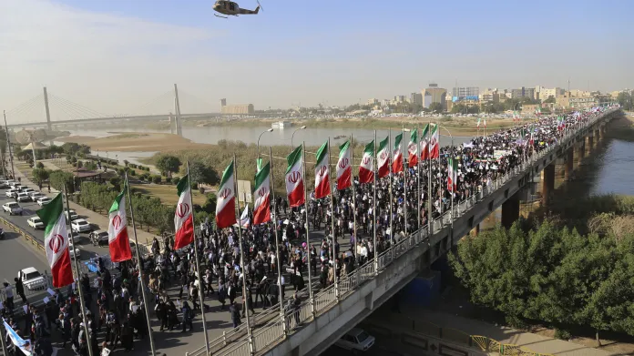Provládní demonstrace v Íránu