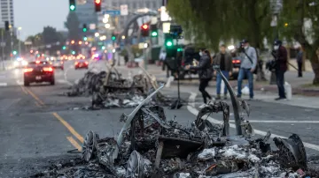 Následky protestů v Los Angeles