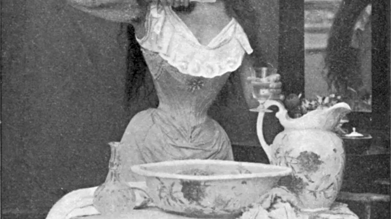 Ukázka čištění zubů v 80. letech 19. století