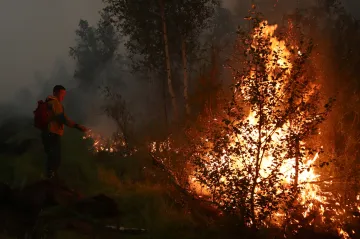Na Sibiři shořely dva miliony hektarů lesa, vláda poslala na pomoc armádu