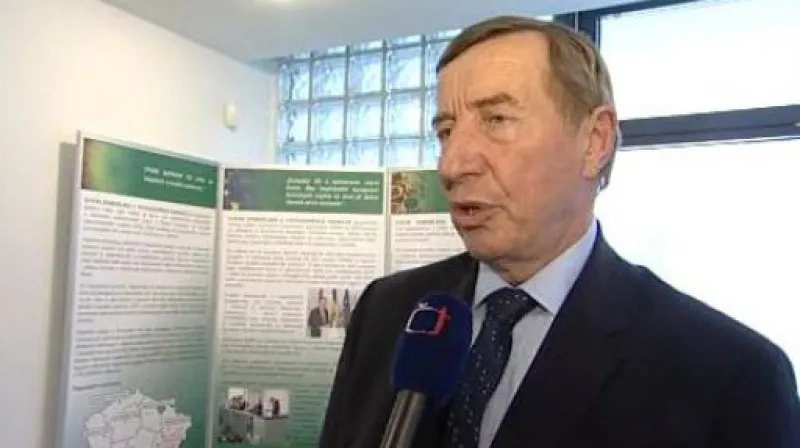 Ředitel Státní zemědělské a potravinářské inspekce Jakub Šebesta o stahování vína z obchodů