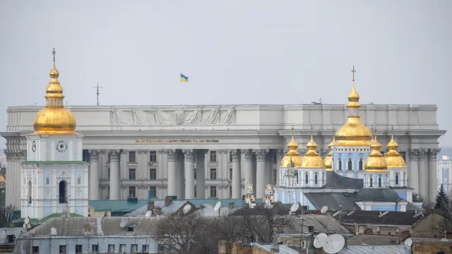 Ukrajině docházejí peníze na financování obrany před Ruskem, píše Bloomberg