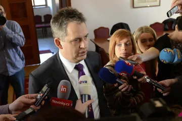 Senát řekl ANO ústavní žalobě na Klause