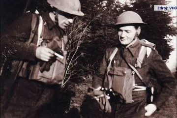 Muži, kteří se v prosinci 1941 snesli z nebe, museli ukrýt nejen sebe. Prozradit je mohl i padák
