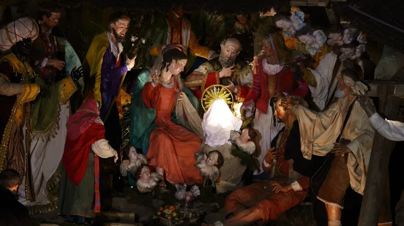 Jesličky na svatopetrském náměstí