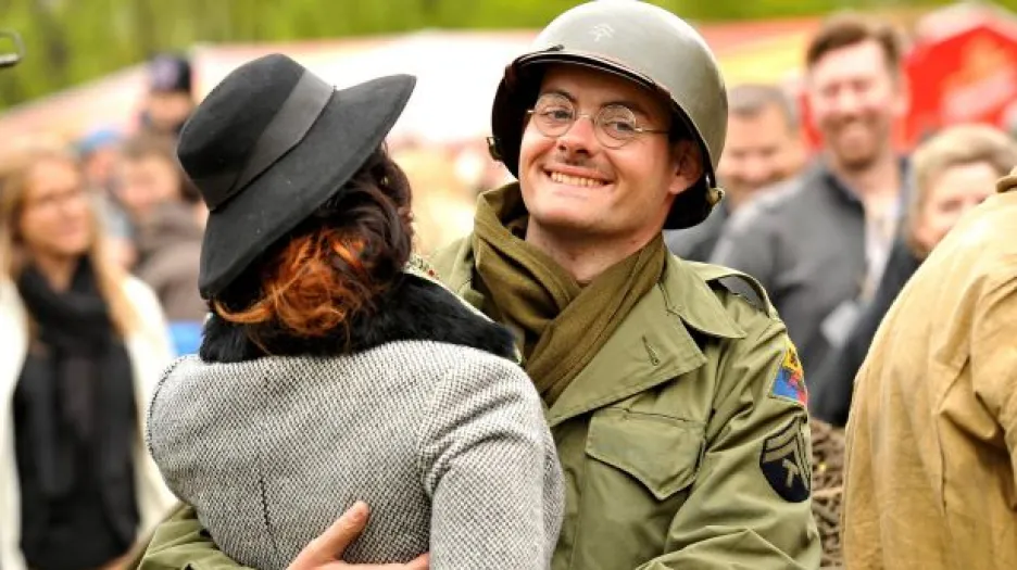Jako před 70 lety: Historičtí nadšenci oživují vzpomínky