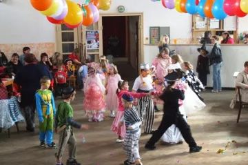 Dětský maškarní bál