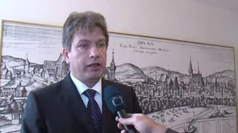 Primátor Brna Roman Onderka (ČSSD) popisuje využití dividend