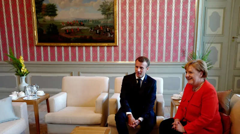 Emmanuel Macron a Angela Merkelová