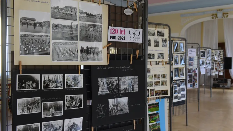 Výstava o historii Gymnázia Jana Opletala v Litovli