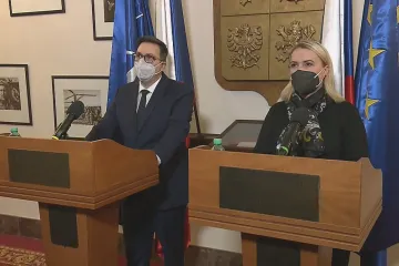 Obrana chce zaslat Ukrajině munici, potvrdila Černochová. Návrh předloží vládě