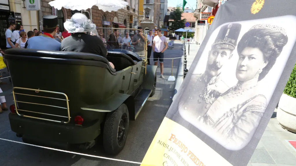 V Sarajevu byla vystavena kopie vozu, ve kterém našel d'Este smrt