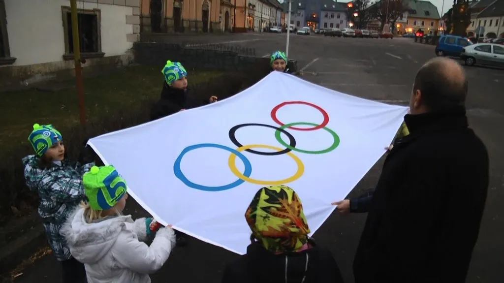 V Letohradě vztyčují olympijskou vlajku