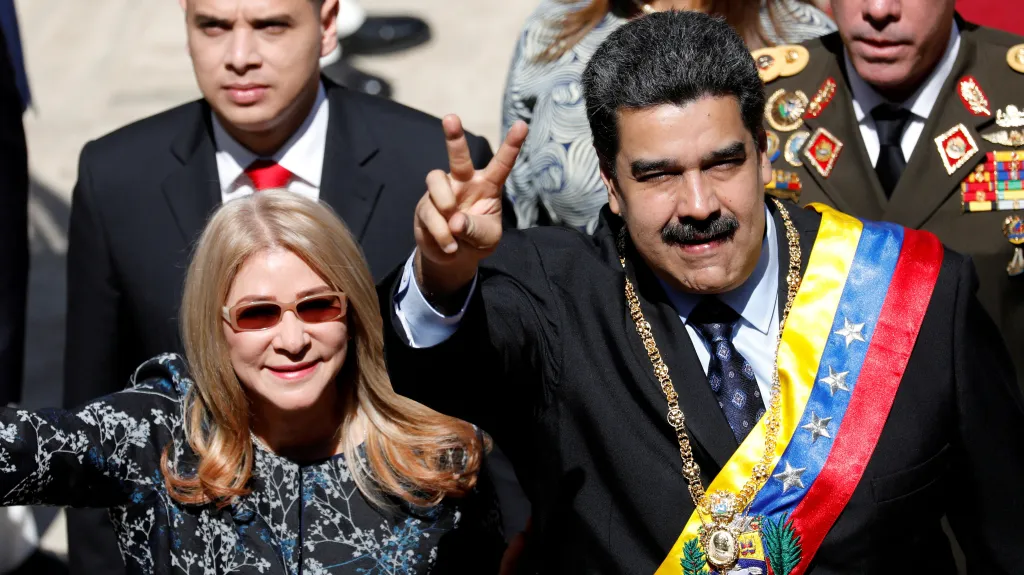 Nicolás Maduro se svou manželkou Cilií Floresovou na snímku z ledna 2019