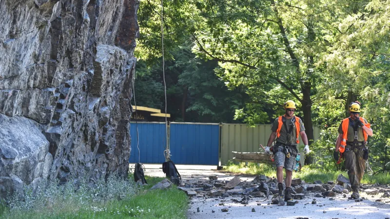 Přípravné a zabezpečovací práce na sanaci Barevné skály u Českého Krumlova