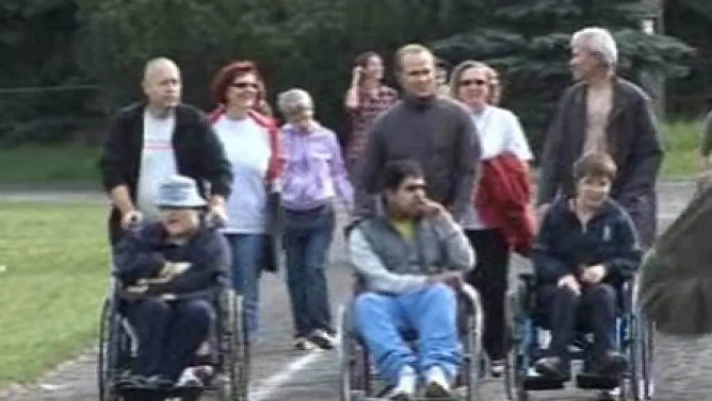 Vozíčkáři na trati Běhu naděje