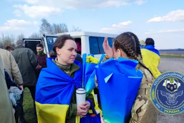 Rusko a Ukrajina si vyměnily přes dvě stě zajatců. Byli mezi nimi i obránci Azovstalu
