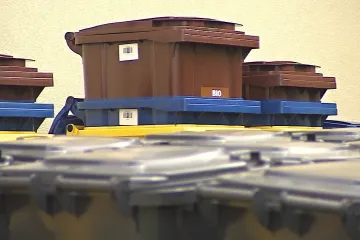 Kaliforňané musí recyklovat odpad z potravin. Od ledna už nesmí do směsi