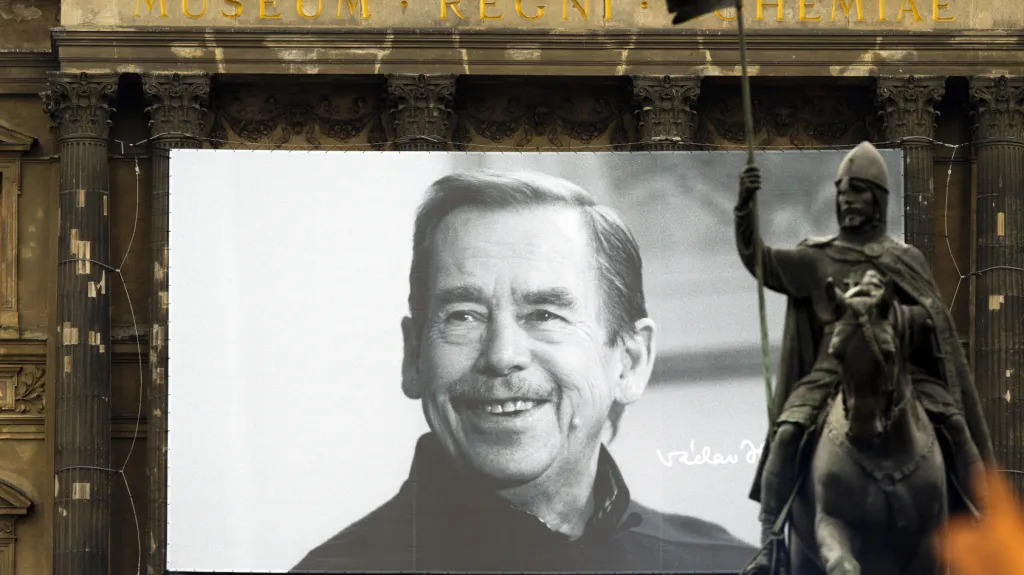 Fotografie Václava Havla na Národním muzeu