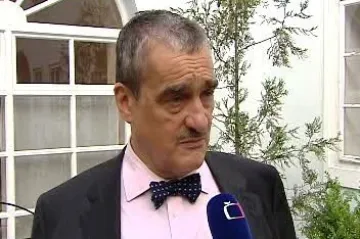 Schwarzenberg: Dohoda o pobytu vojáků USA SOFA už je v podstatě hotová
