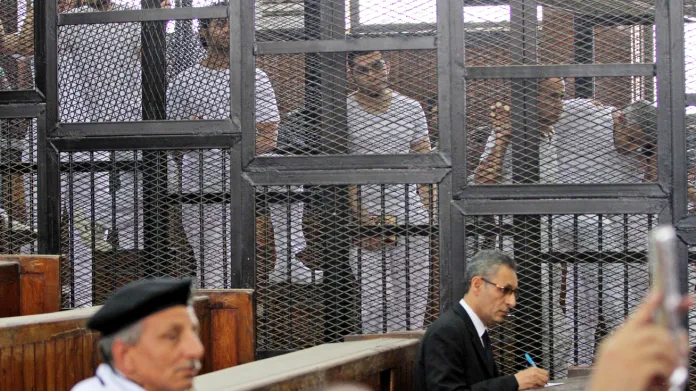 Novináři Al-Džazíry před egyptským soudem