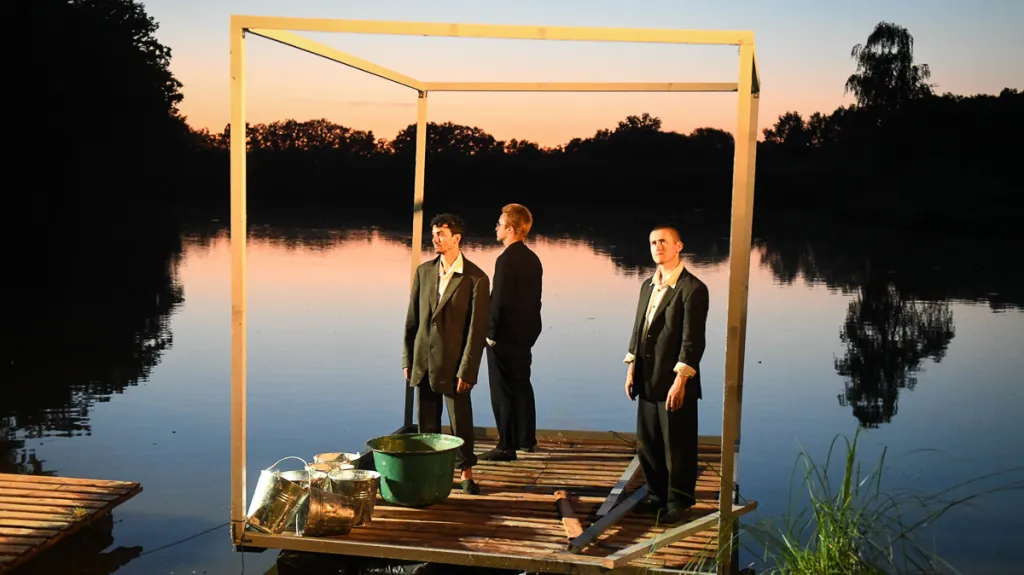 Ostrovy (Divadlo Continuo)