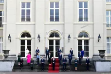 Nizozemsko má deset měsíců po volbách vládu. Rutteho čtvrtý kabinet složil přísahu do rukou krále