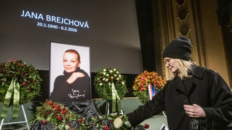 Vzdát hold Janě Brejchové přišla také herečka Anna Geislerová