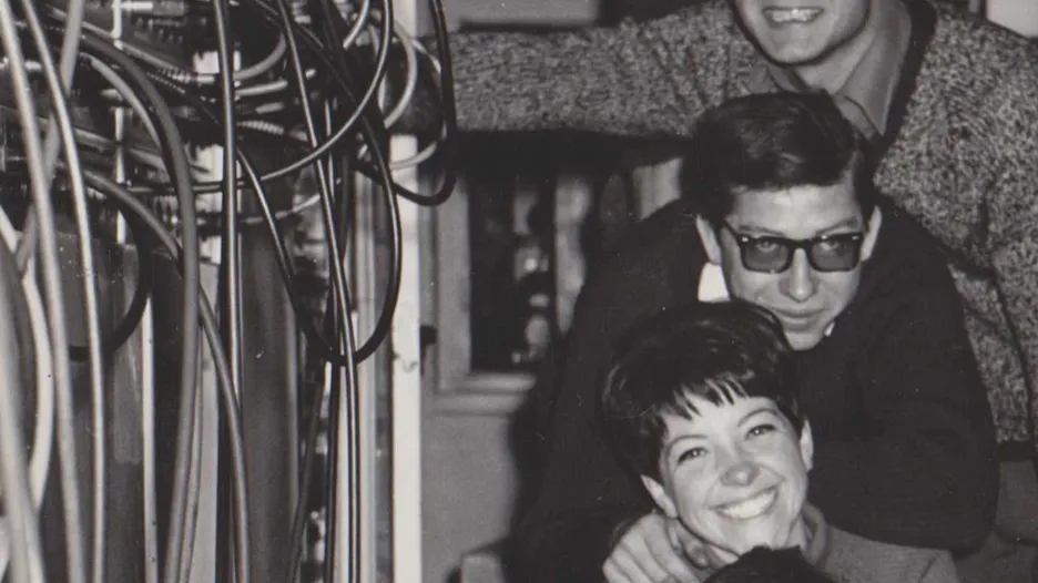 Tým odbavovacího pracoviště, který působil v Československé televizi kolem roku 1968