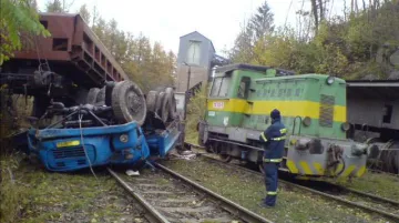 Srážka vlaku s nákladním autem