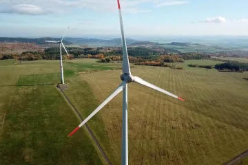 Větrným elektrárnám odstartovala hlavní sezona. Ta letošní je zatím mimořádně vydařená