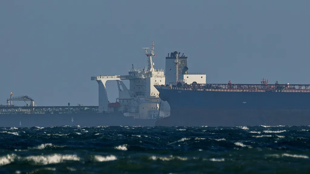 Ropné tankery Galileo a M Sophia, které zadržely Spojené státy