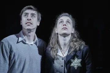 Recenze: Čistá práce. Romeo, Julie a tma v Divadle v Dlouhé