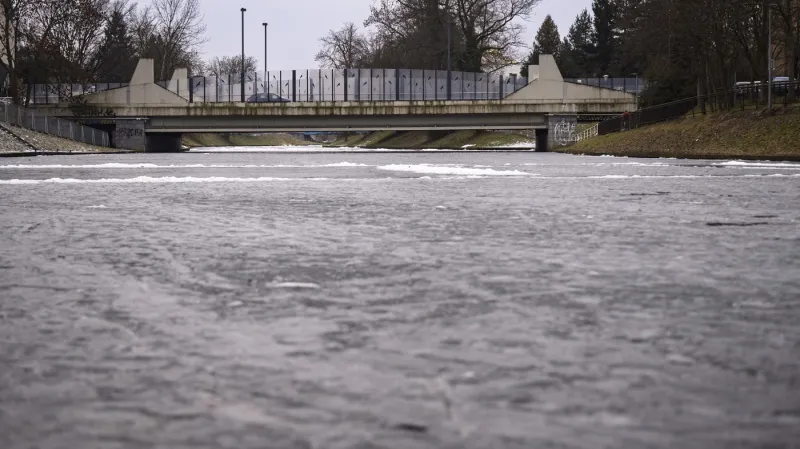 Most Kosmonautů v Českých Budějovicích