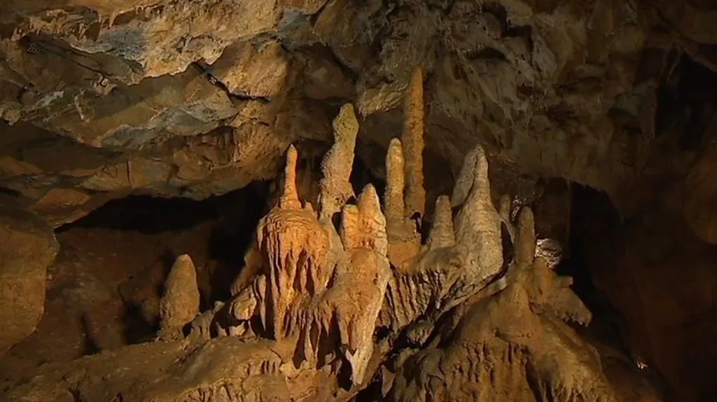 Mladečské jeskyně