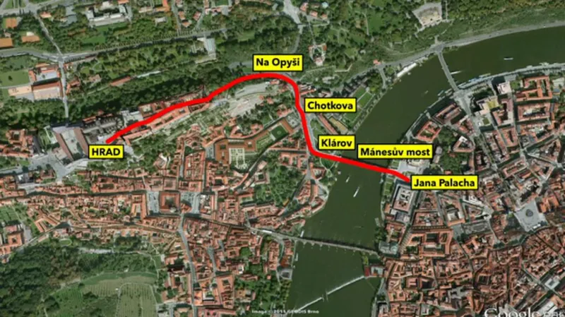 Omezené či uzavřené úseky při pátečním pohřbu